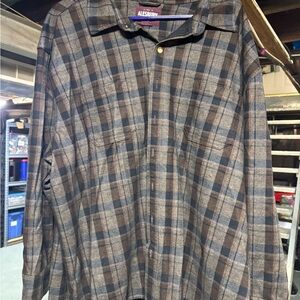 Alesbury Plaid Button-Up Shirt